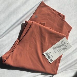 NWT Lululemon Align Pant 28”